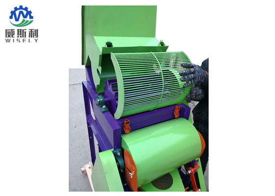Cina Green Automatic Peanut Sheller, Mesin Pengolah Kacang Tanah Struktur Kompak pemasok